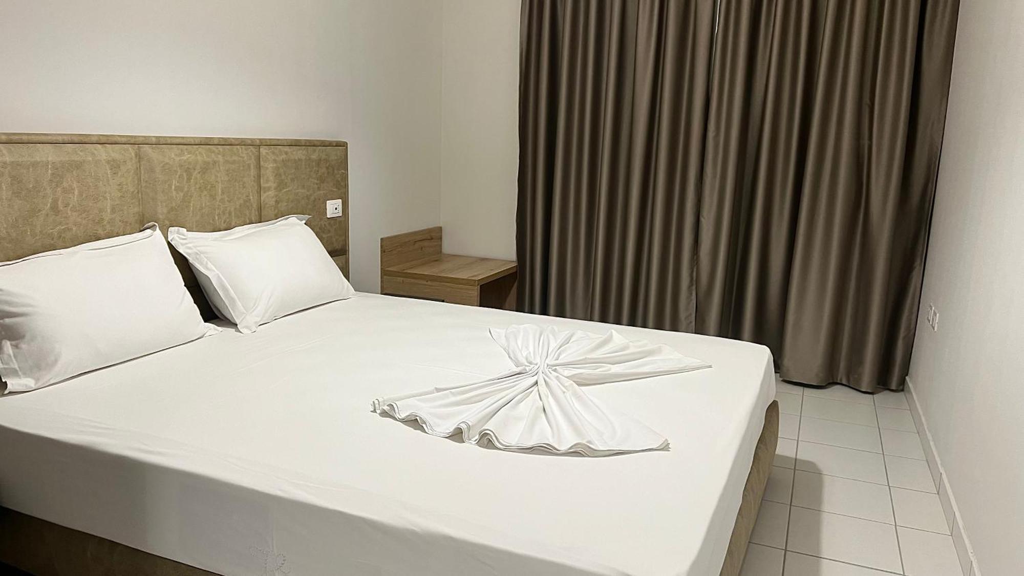 Marina Premium Hotel & Apartment Avlonya Oda fotoğraf