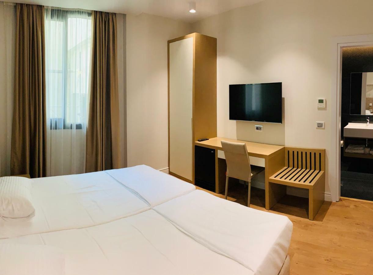 Marina Premium Hotel & Apartment Avlonya Dış mekan fotoğraf